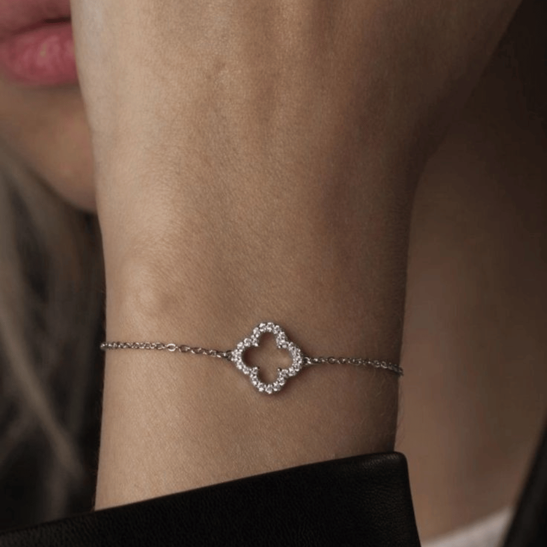 Woman Wearing 925 Sterling Silver Clover Leaf Bracelet on Wrist - Silver Chain Bracelet ZIA Nagpur